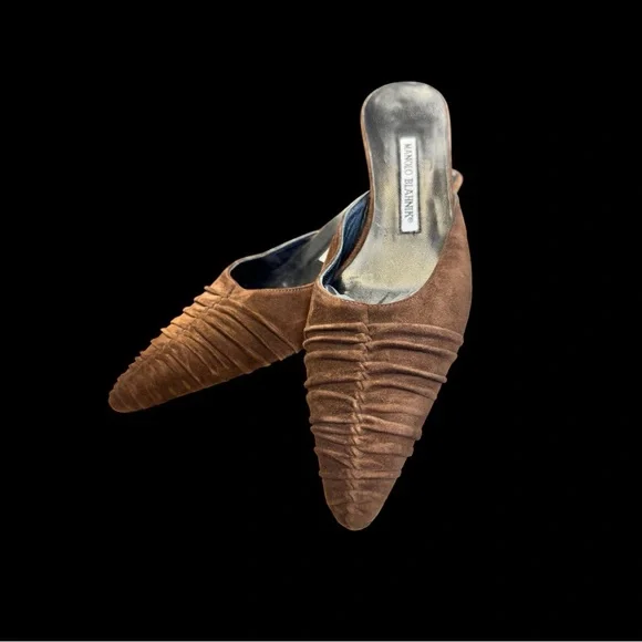 EUC Manolo Blahnik Brown Suede Kitten Heel Pointy Toe Slides- EU Size 38.5 - Picture 2 of 11